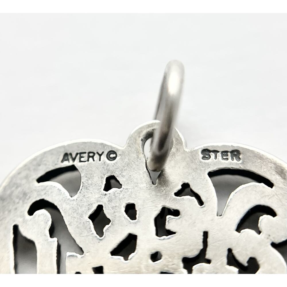 James Avery .925 Sterling Silver “Very Special Mom” Heart Charm - Picture 6 of 6
